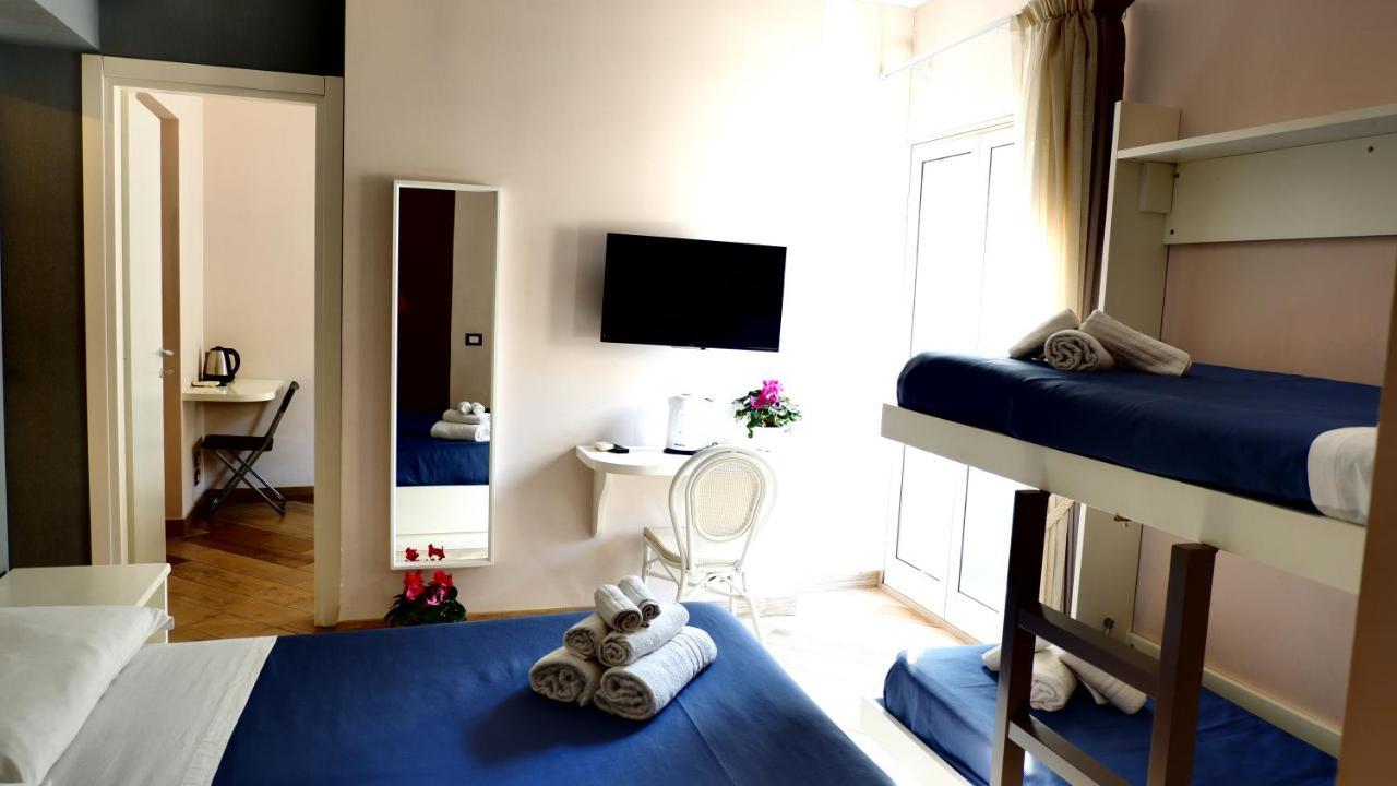 B&B Federico II ナポリ エクステリア 写真