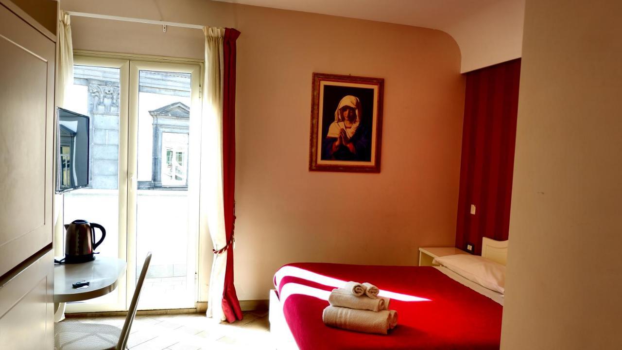 B&B Federico II ナポリ エクステリア 写真